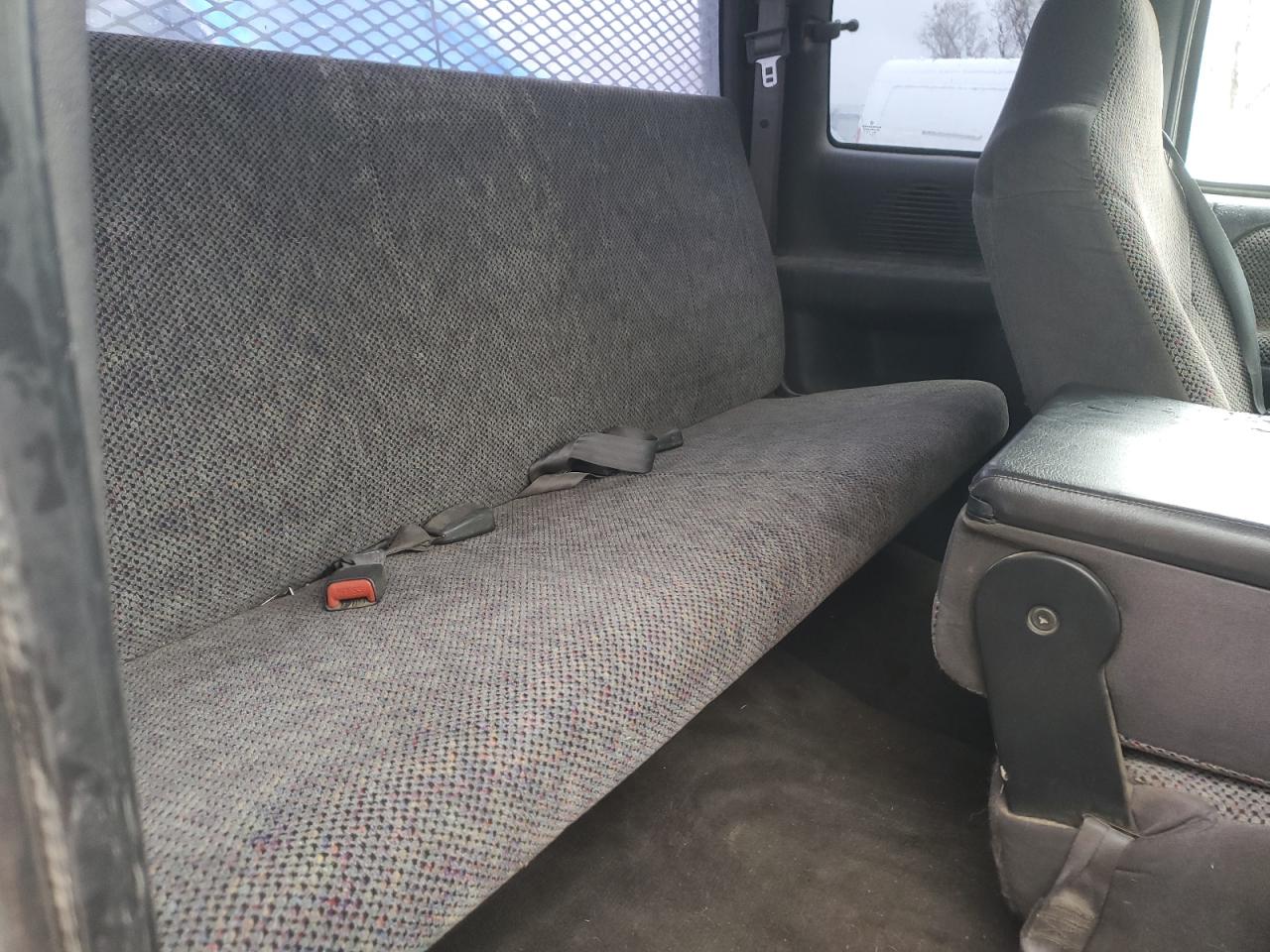 1998 Dodge Ram 2500 VIN: 3B7KF22D2WG102293 Lot: 54788495