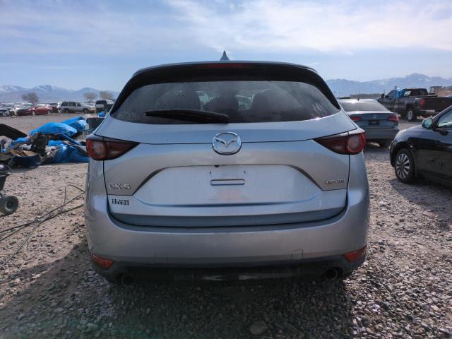  MAZDA CX-5 2020 Srebrny