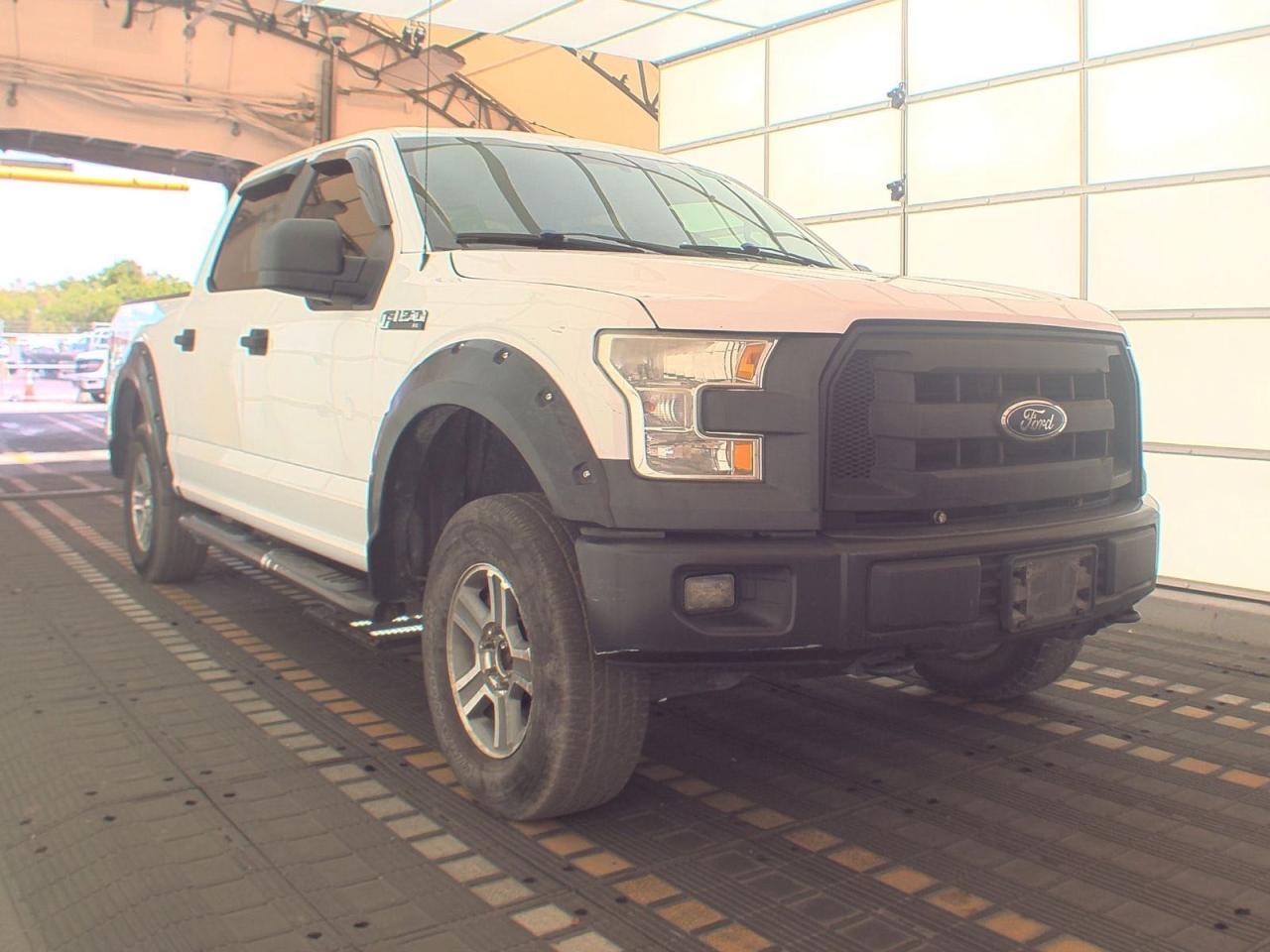 2016 Ford F150 Supercrew de vânzare în Riverview, FL - Minor Dent/Scratches