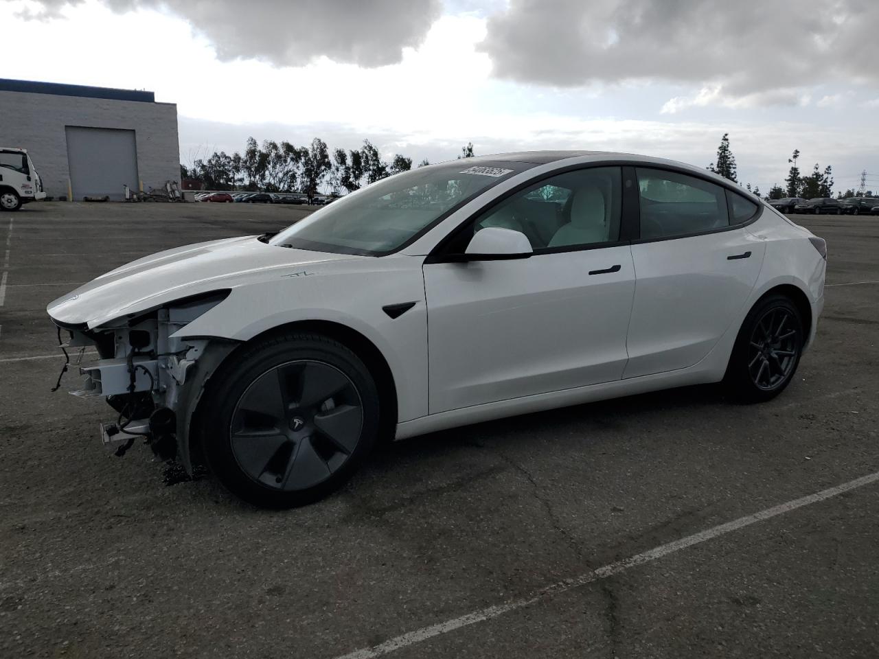 2021 Tesla Model 3 na sprzedaż w Rancho Cucamonga, CA - Front End