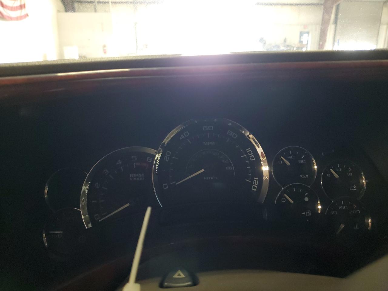 2005 Cadillac Escalade Luxury VIN: 1GYEK63N95R118054 Lot: 51094725
