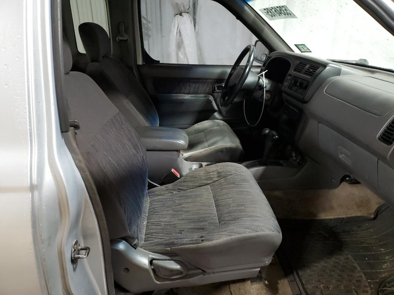 2000 Nissan Frontier King Cab Xe VIN: 1N6ED26Y3YC359370 Lot: 53546185