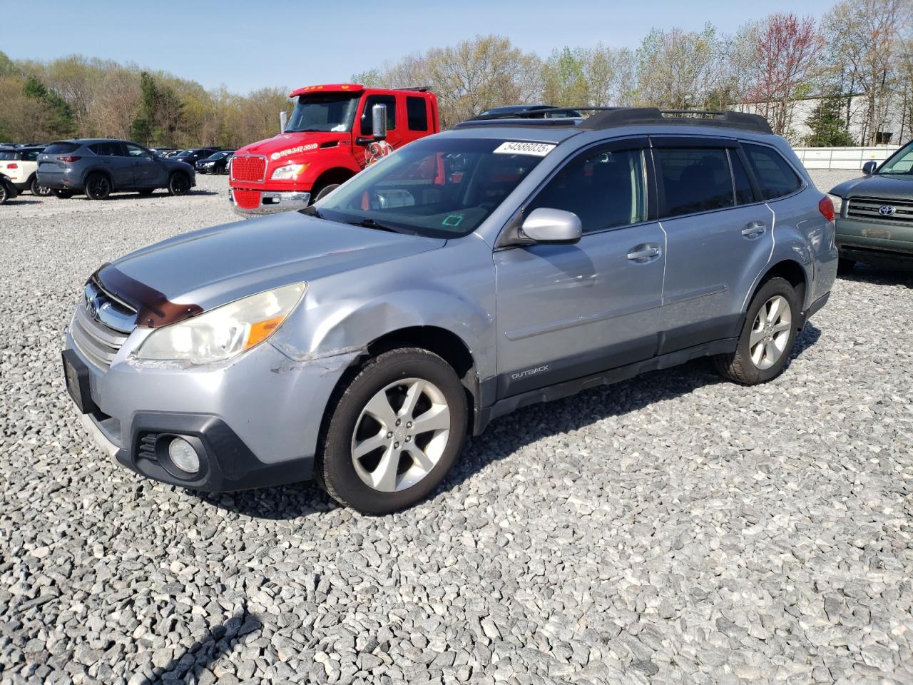2014 Subaru Outback 2.5I Limited for Sale in North Billerica, MA - Minor Dent/Scratches