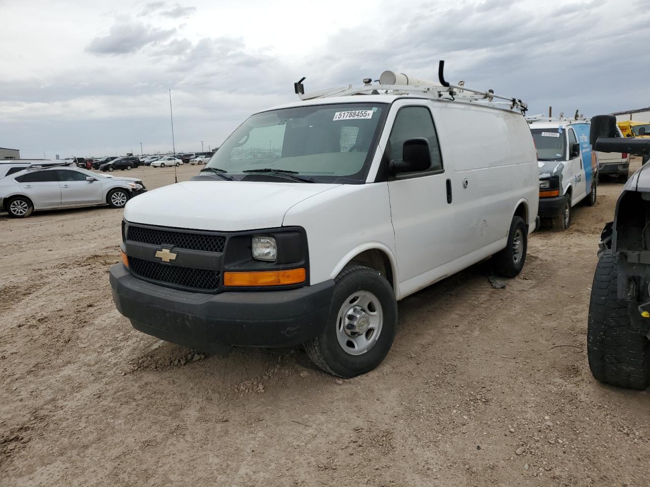 2013 Chevrolet Express G2500 for Sale in Amarillo, TX - Minor Dent/Scratches