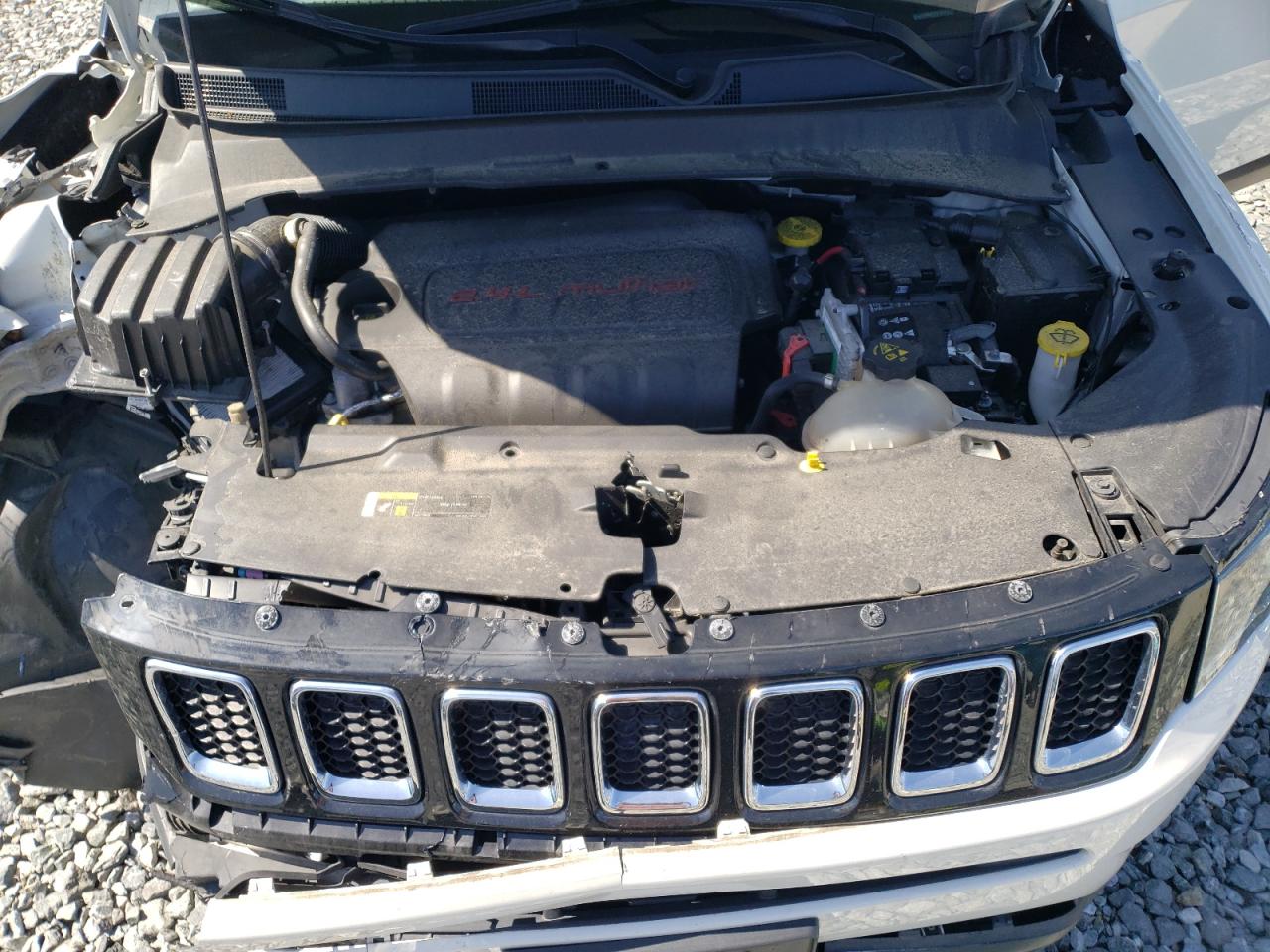 2018 Jeep Compass Latitude VIN: 3C4NJDBB9JT246350 Lot: 54673315