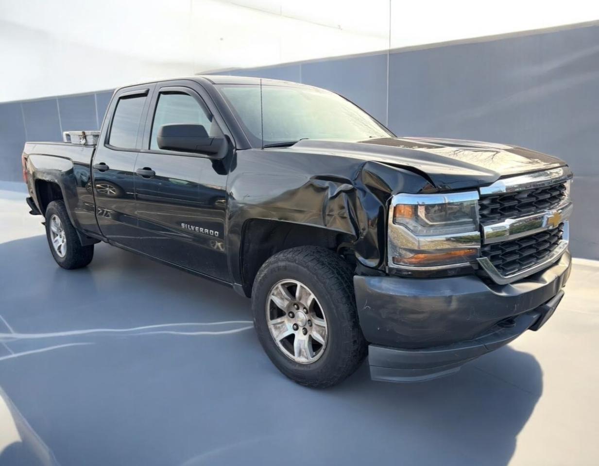 2016 Chevrolet Silverado K1500 იყიდება North Billerica-ში, MA - Normal Wear