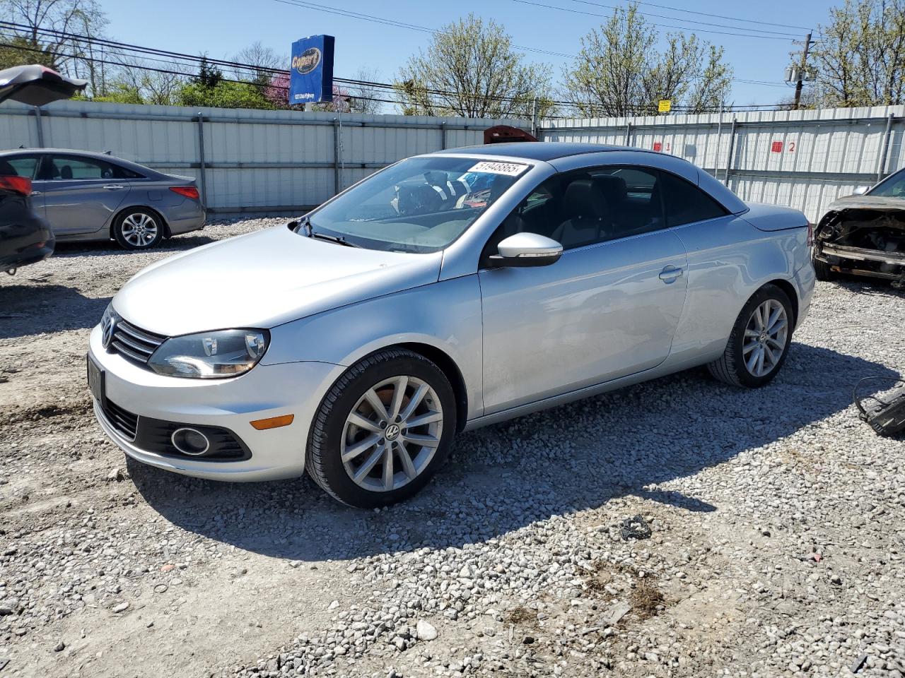 2014 Volkswagen Eos Komfort للبيع في Walton، KY - Side