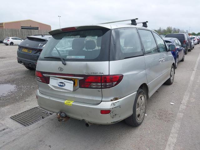 2005 TOYOTA PREVIA T2