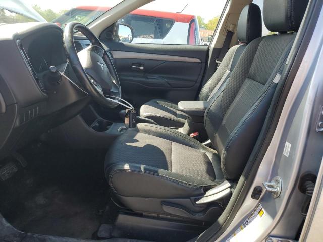  MITSUBISHI OUTLANDER 2015 Сріблястий
