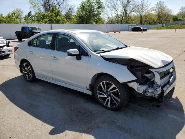 Sedans SUBARU LEGACY 2017 Biały