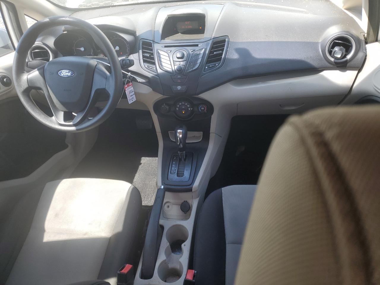2013 Ford Fiesta S VIN: 3FADP4AJ6DM225821 Lot: 52918295