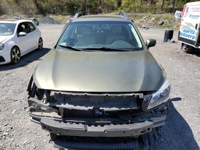  SUBARU OUTBACK 2017 Green