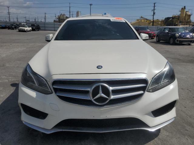 Седани MERCEDES-BENZ E-CLASS 2014 Білий