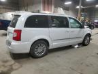 2015 Chrysler Town & Country Touring L للبيع في Des Moines، IA - Front End