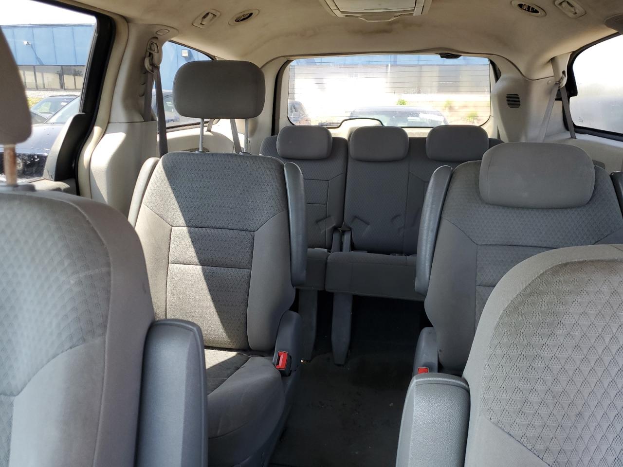 2010 Chrysler Town & Country Touring VIN: 2A4RR5D18AR257163 Lot: 94900375