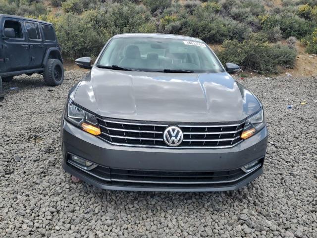  VOLKSWAGEN PASSAT 2016 Szary