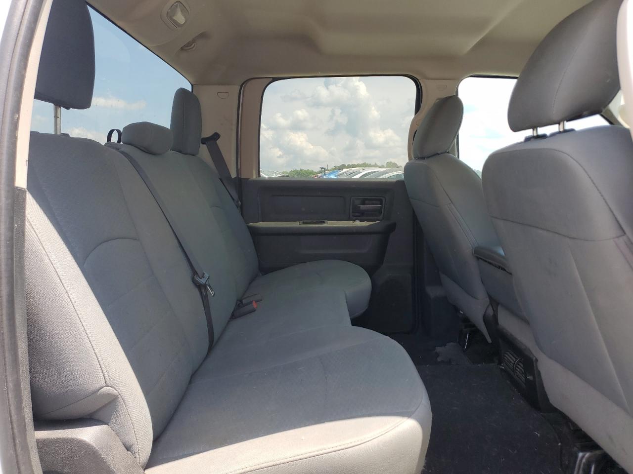 2017 Ram 2500 St VIN: 3C6UR5CL4HG753409 Lot: 52190475