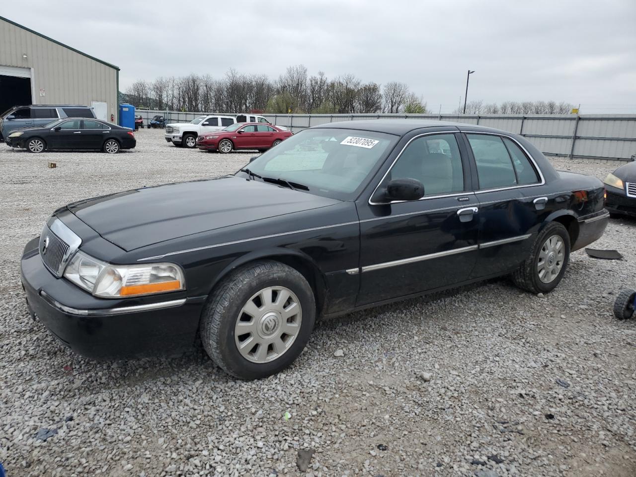 2005 Mercury Grand Marquis Ls for Sale in Lawrenceburg, KY - Side