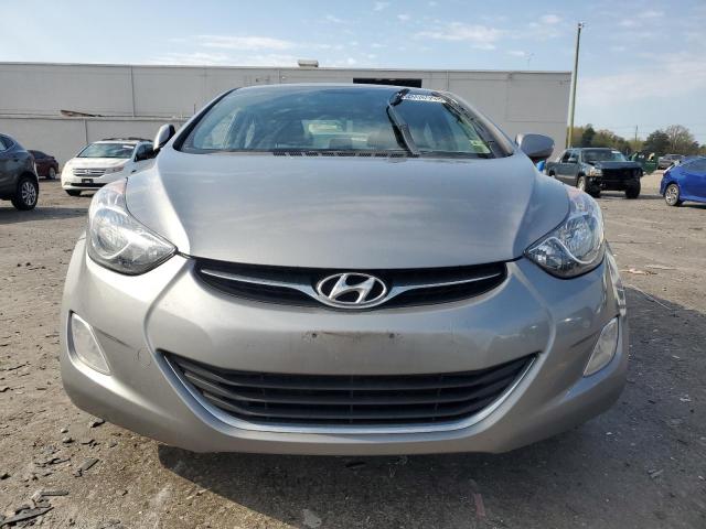 Седаны HYUNDAI ELANTRA 2013 Серебристый