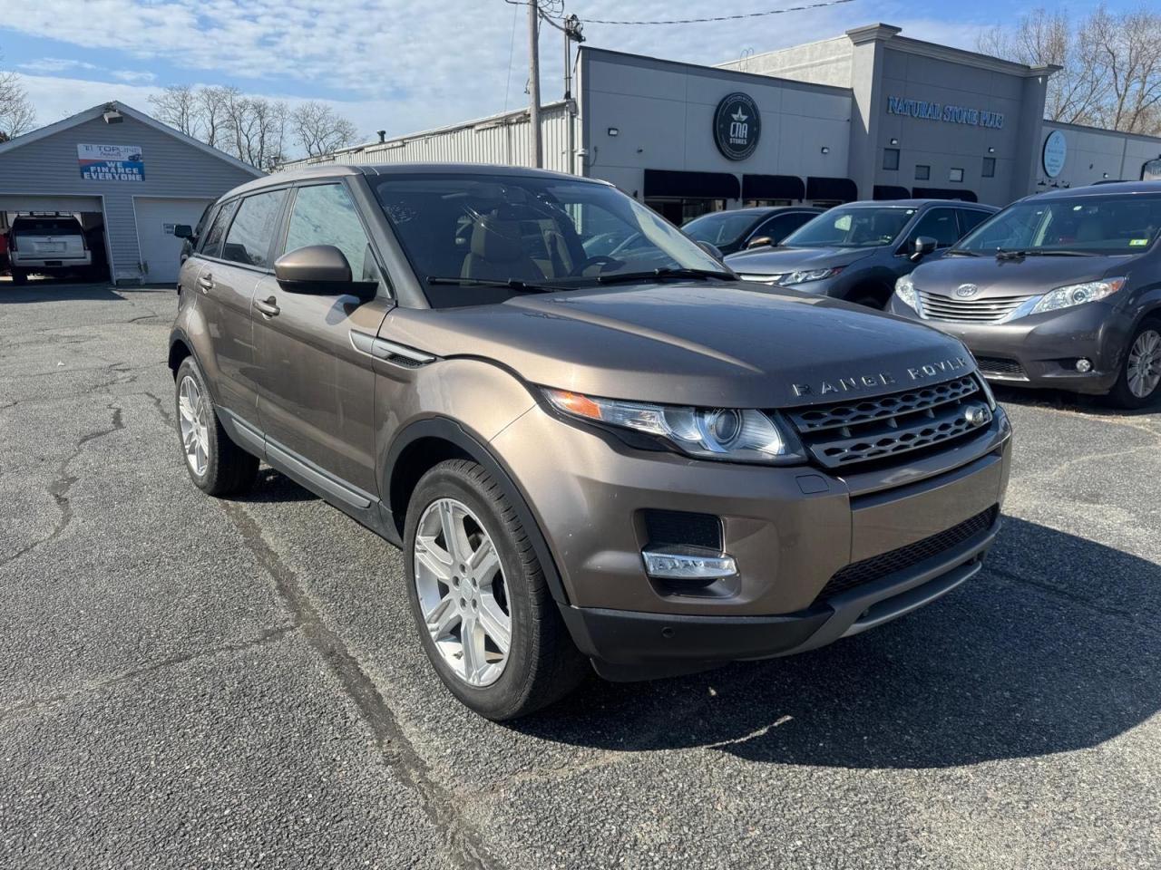 2015 Land Rover Range Rover Evoque Pure Plus იყიდება North Billerica-ში, MA - Normal Wear