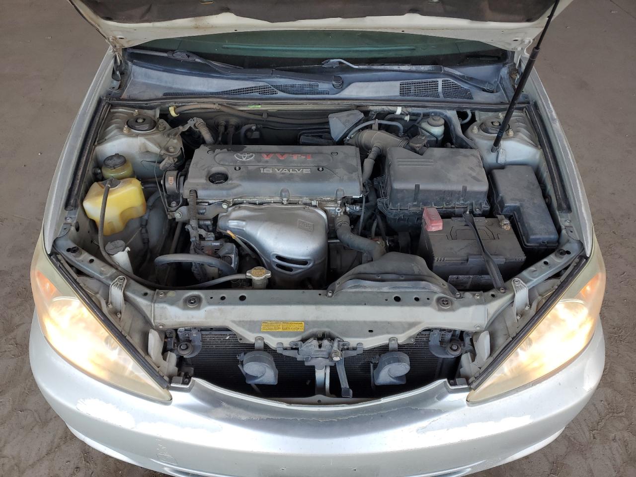 2002 Toyota Camry Le VIN: JTDBE32K520130983 Lot: 55381935