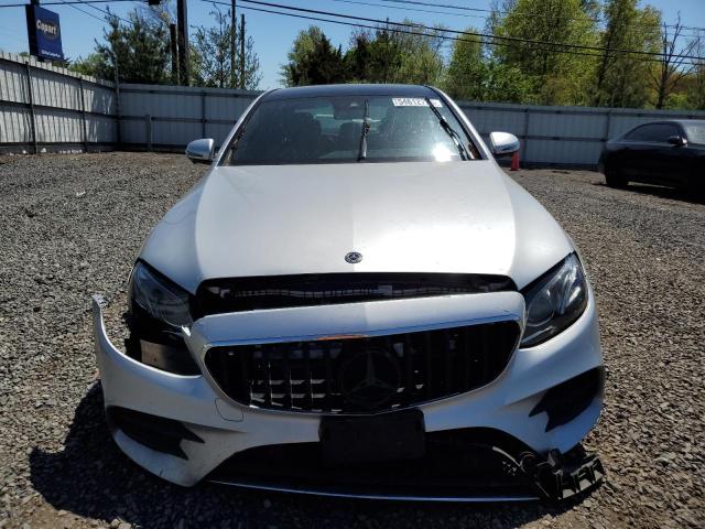  MERCEDES-BENZ E-CLASS 2019 Серебристый