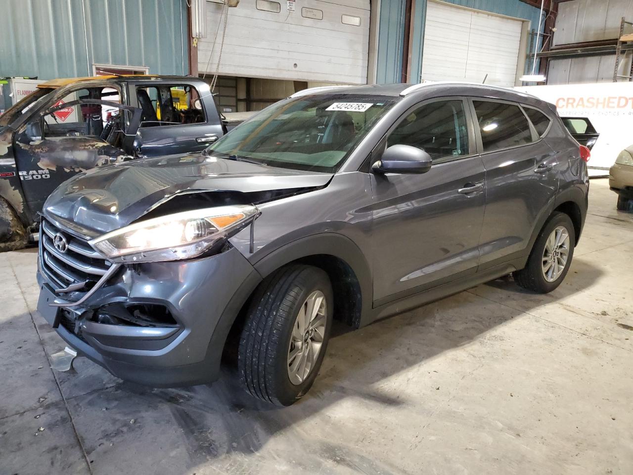 2016 Hyundai Tucson Limited na sprzedaż w Eldridge, IA - Front End