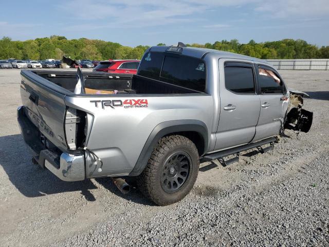  TOYOTA TACOMA 2017 Srebrny