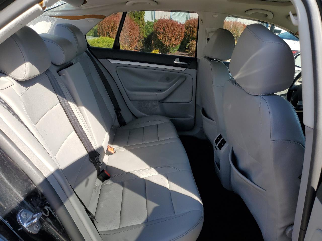 2008 Volkswagen Jetta Wolfsburg VIN: 3VWRJ71K68M129699 Lot: 52111885