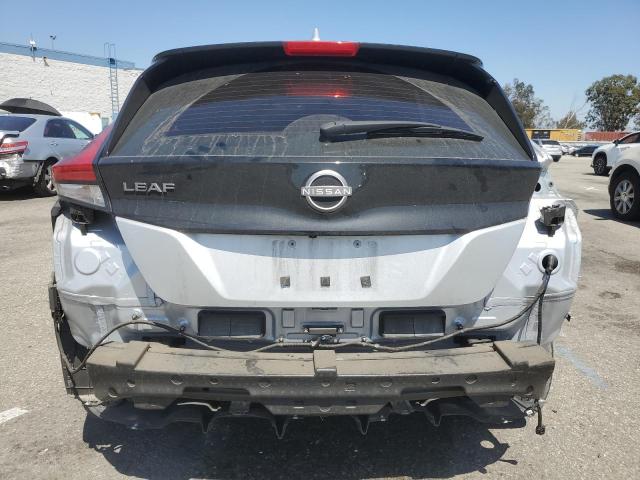  NISSAN LEAF 2023 Сріблястий