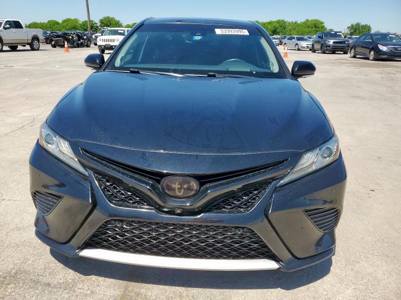  TOYOTA CAMRY 2018 Черный