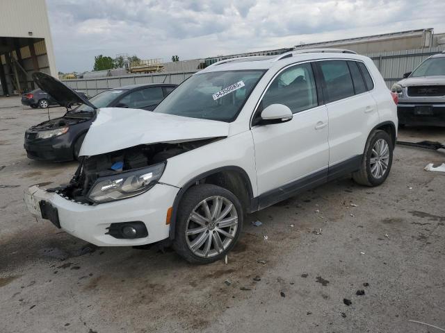 Parquets VOLKSWAGEN TIGUAN 2016 Biały
