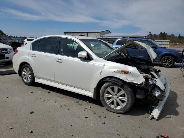 Sedans SUBARU LEGACY 2012 White
