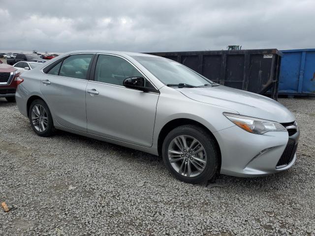 Sedans TOYOTA CAMRY 2017 Silver