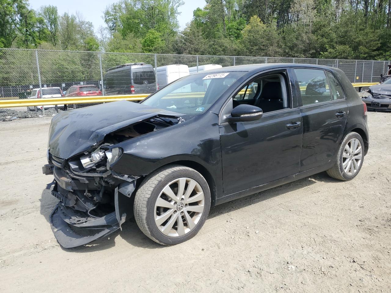 2012 Volkswagen Golf للبيع في Waldorf، MD - Front End