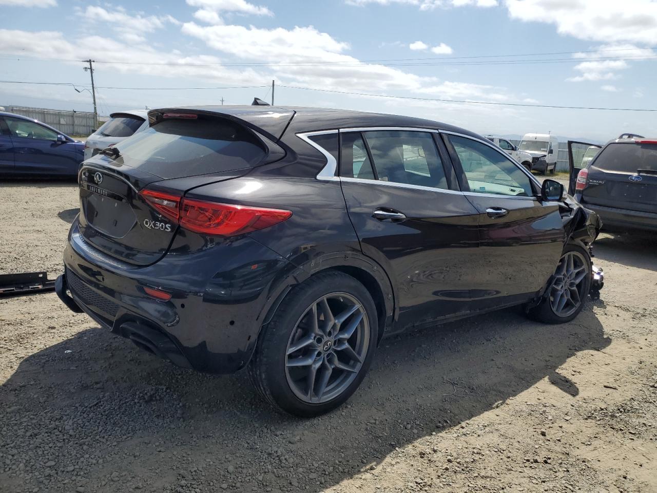 VIN: SJKCH5CP6JA059476 | INFINITI QX30 2018 car history