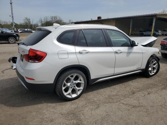  BMW X1 2015 Белый