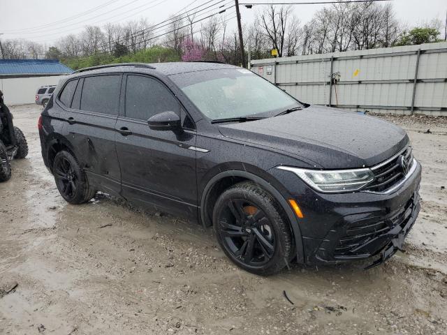  VOLKSWAGEN TIGUAN 2024 Чорний