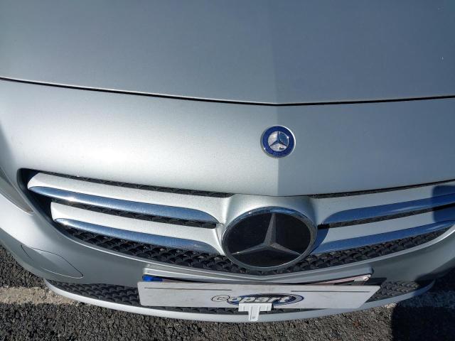2014 MERCEDES BENZ A200 BLUEE