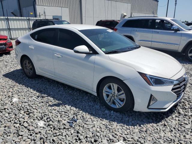  HYUNDAI ELANTRA 2020 Белы
