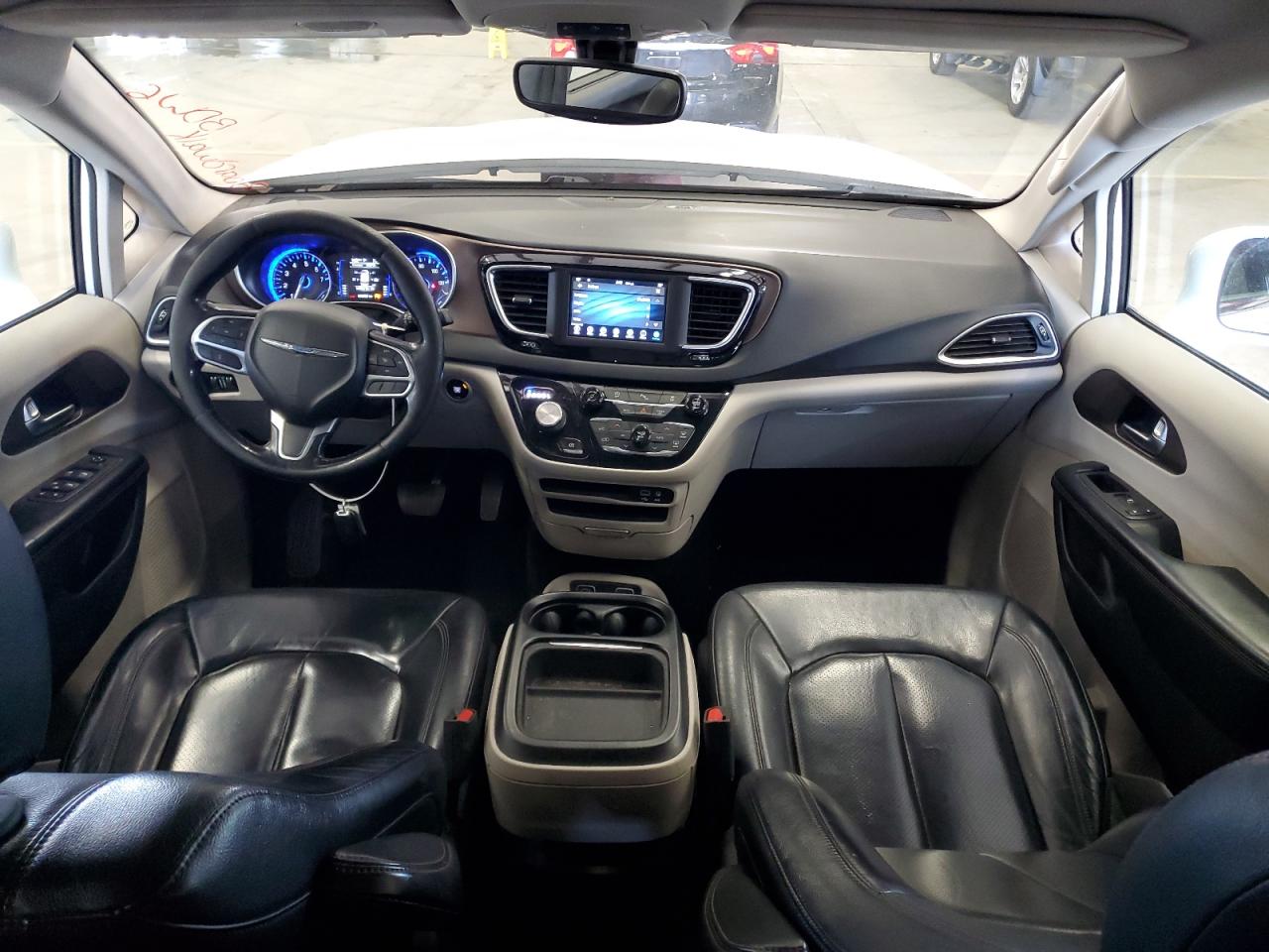 2019 Chrysler Pacifica Touring L VIN: 2C4RC1BGXKR666001 Lot: 54199865