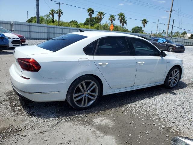  VOLKSWAGEN PASSAT 2018 Biały