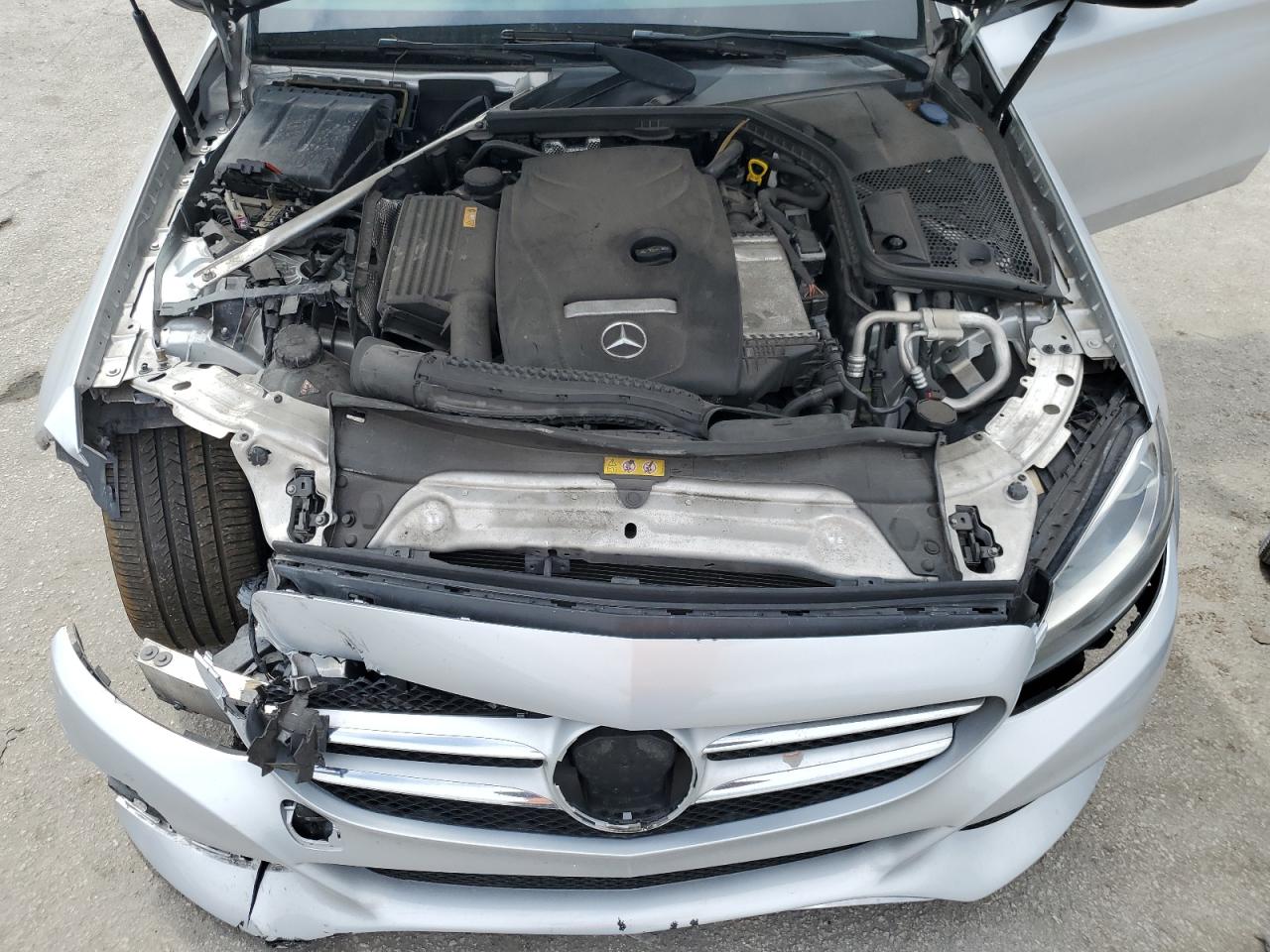 2017 Mercedes-Benz C 300 VIN: 55SWF4JB9HU183698 Lot: 52254345