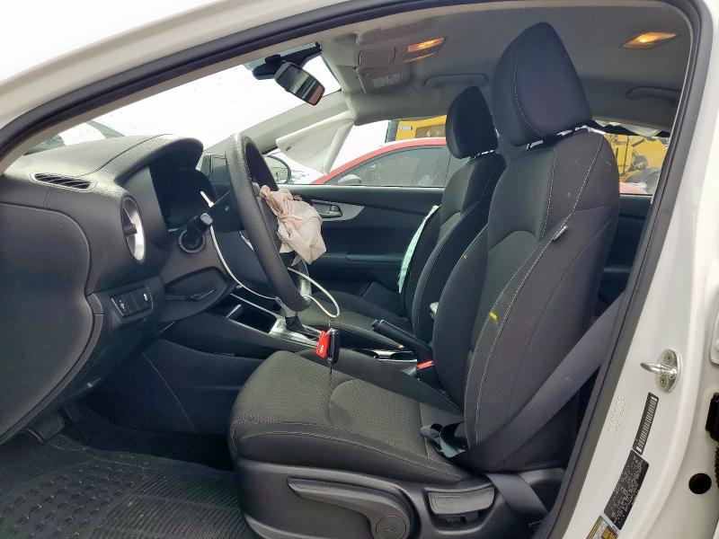  KIA FORTE 2023 Biały