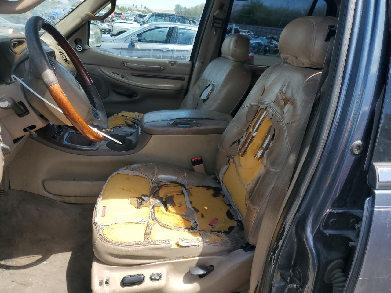 2000 Lincoln Navigator VIN: 5LMFU28A0YLJ26952 Lot: 54756735