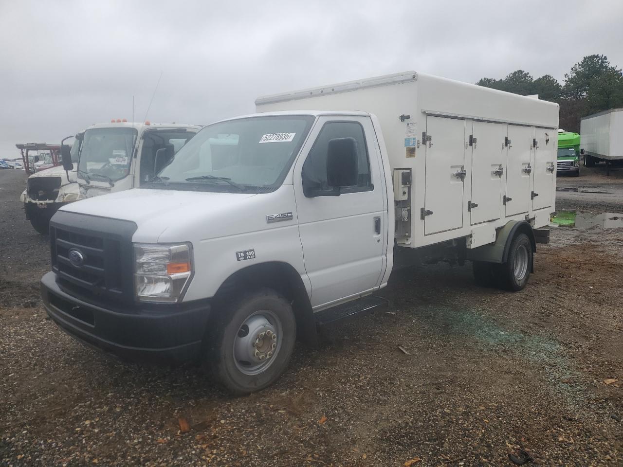 2019 Ford Econoline E450 Super Duty Cutaway Van للبيع في Brookhaven، NY - Minor Dent/Scratches