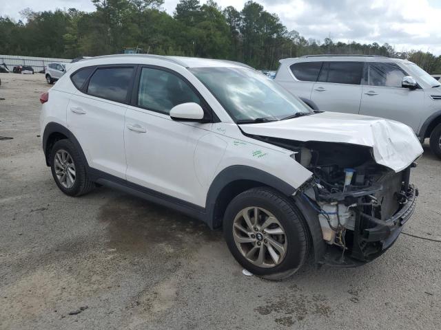 Паркетники HYUNDAI TUCSON 2016 Белы