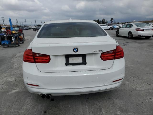  BMW 3 SERIES 2015 Білий