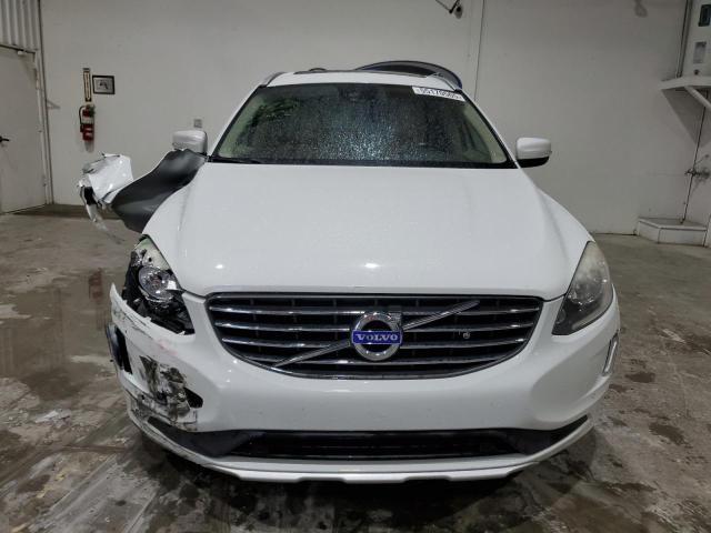  VOLVO XC60 2015 Белый