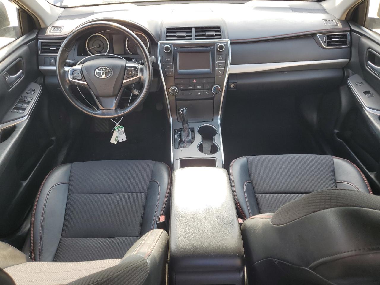2016 Toyota Camry Le VIN: 4T1BF1FK8GU575659 Lot: 53955695